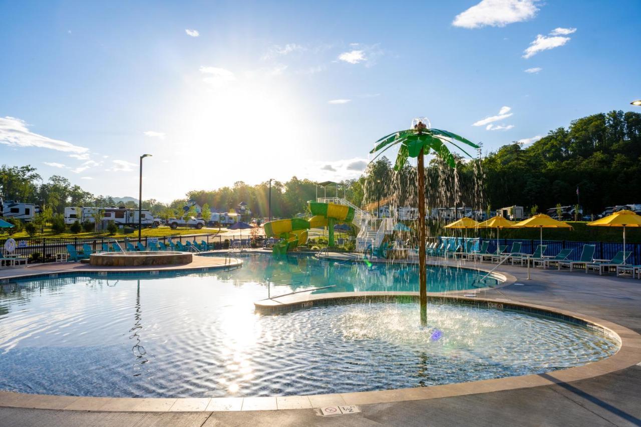 The Lodge At Camp Margaritaville بيدجن فورج المظهر الخارجي الصورة